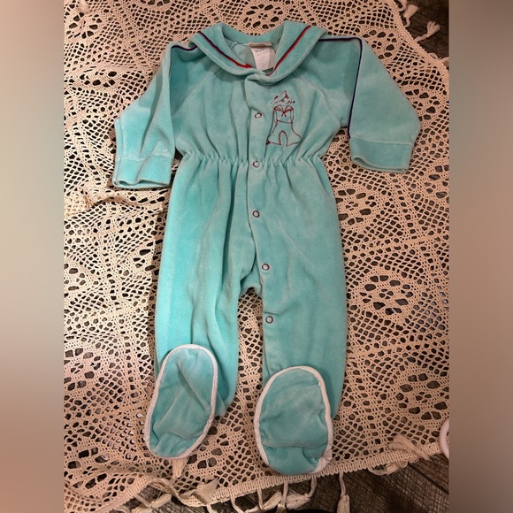2/$10 Vintage Carter’s onesie sleeper sailor themed Nautica size 6 months - Picture 3 of 11